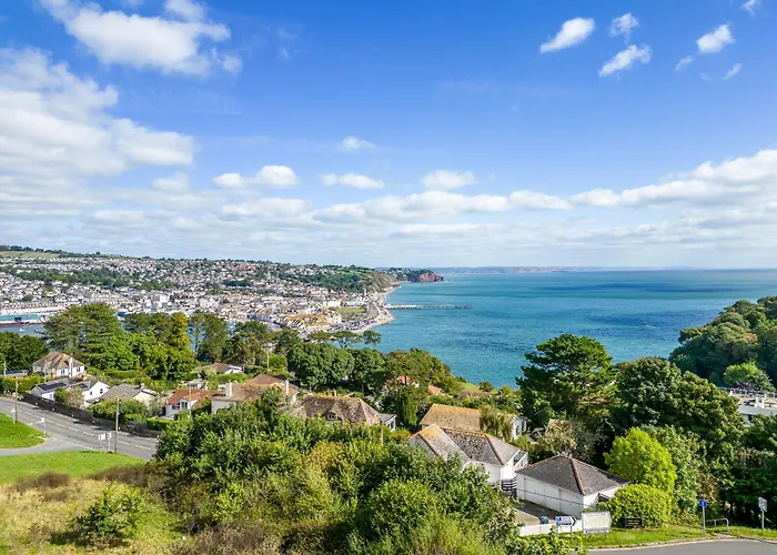 Crab Shack Apartments - Stylish Back Beach Duplex Apartment, Teignmouth
